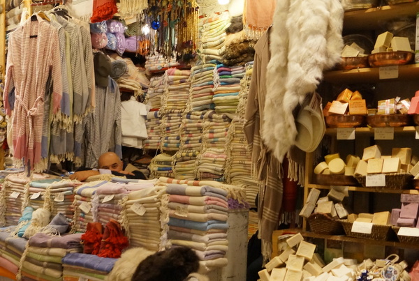 Sleeping stall holder at the Grand Bazaar