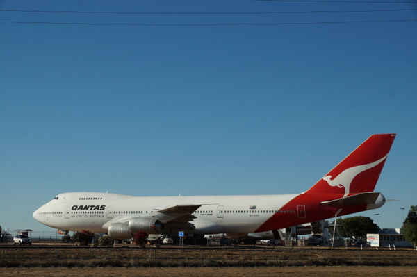 747 Outside Qantas Founders Museum