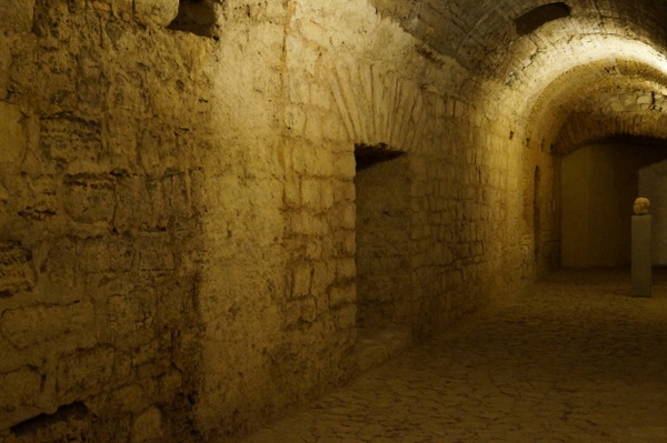 Tunnels in the Roman cryptoportico