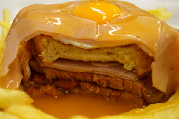 The layers of a francesinha